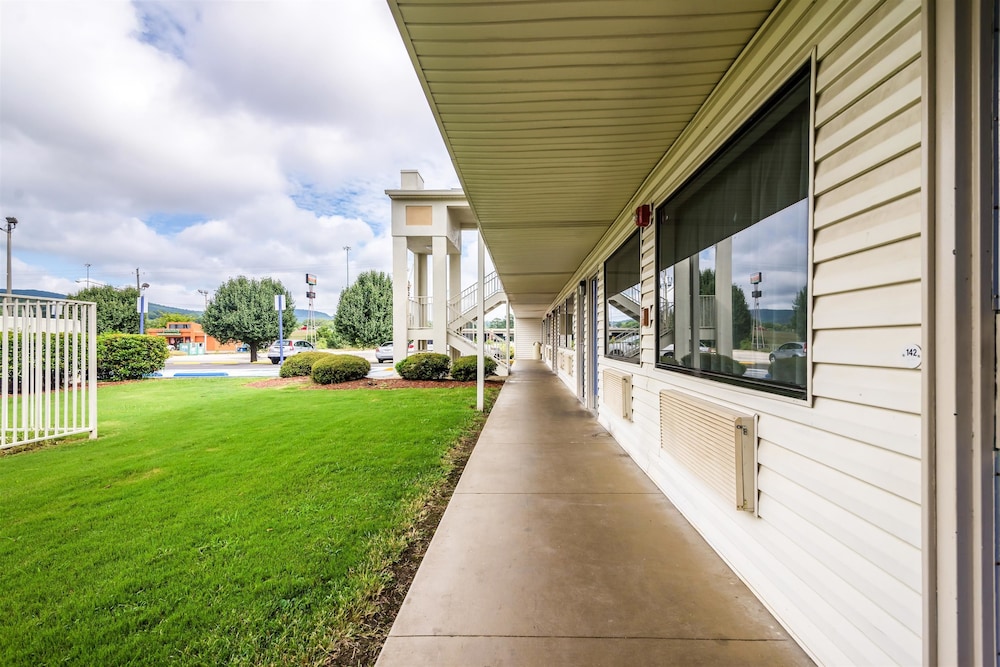 motel 6 anniston al