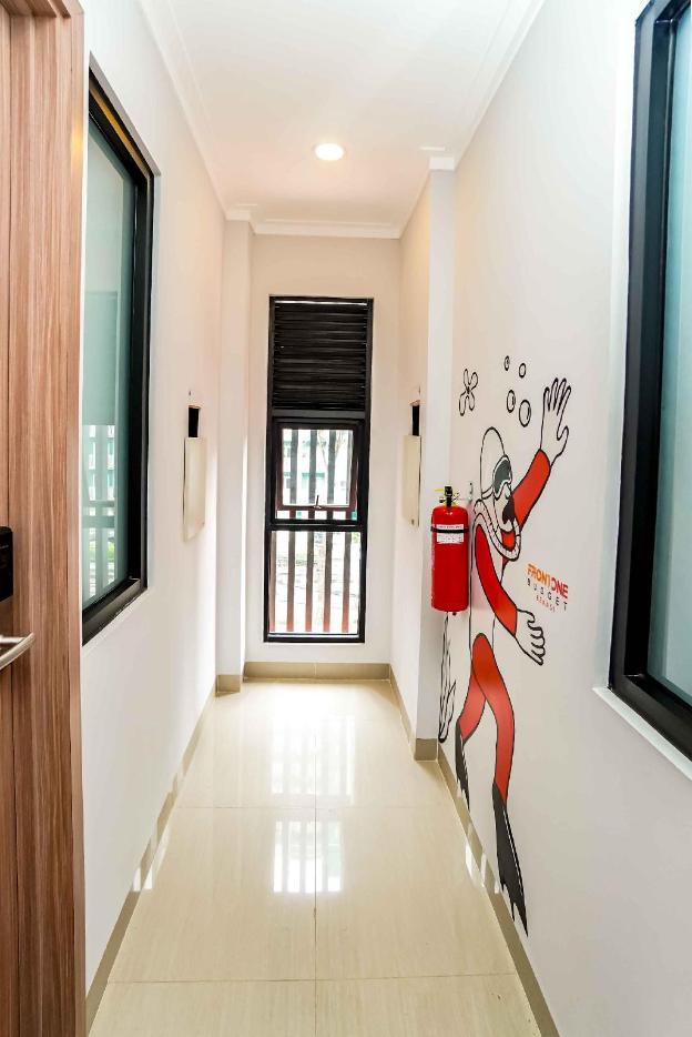 front one budget bekasi