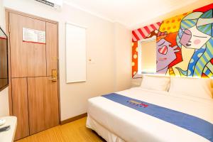 front one budget bekasi