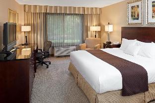 doubletree by hilton charlotte airport