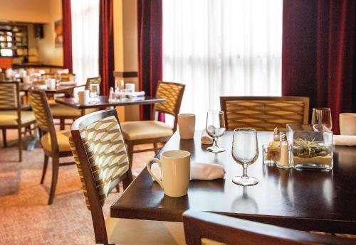 doubletree by hilton charlotte airport