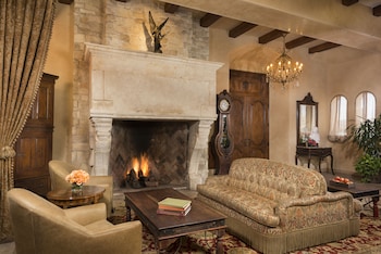 Ayres Hotel Manhattan Beach Lax,Hawthorne>>El Camino Village,4 star