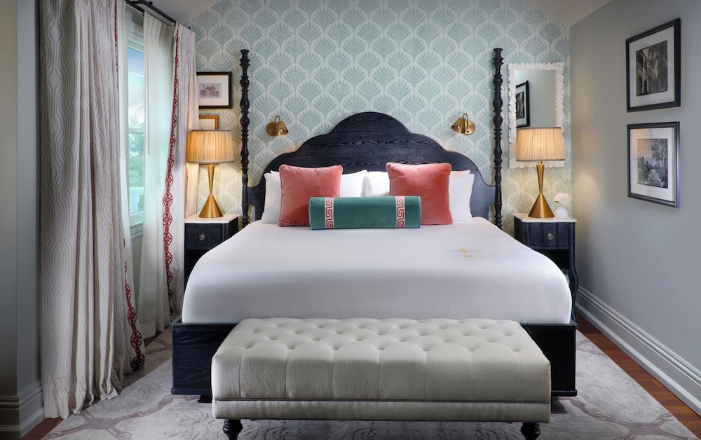 southernmost beach resort and guesthouses