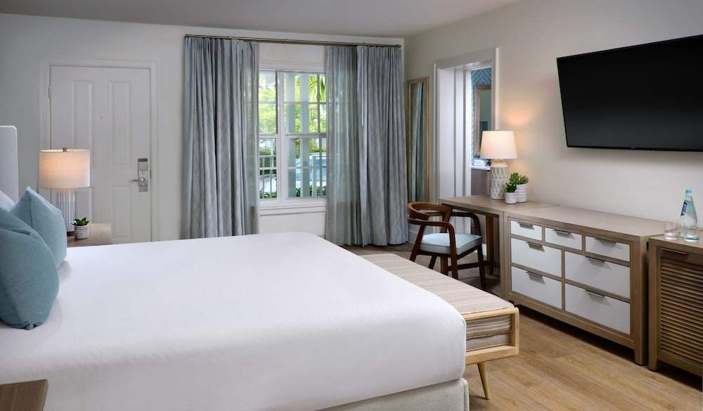 southernmost beach resort and guesthouses