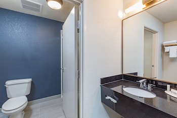 fairfield inn and suites by marriott tampa north
