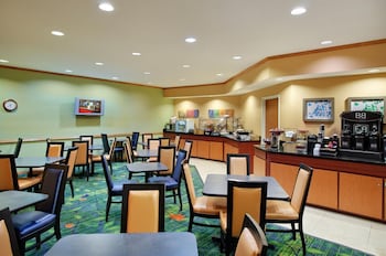 fairfield inn and suites by marriott tampa north
