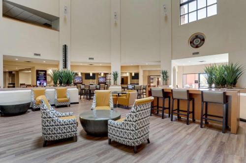 drury inn and suites phoenix airport