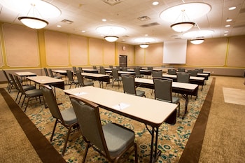 Pear Tree Inn St. Louis Near Union Station,Missouri>>Downtown St. Louis,3 star