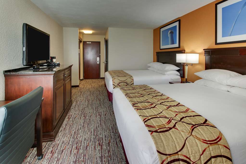 pear tree inn st louis arnold