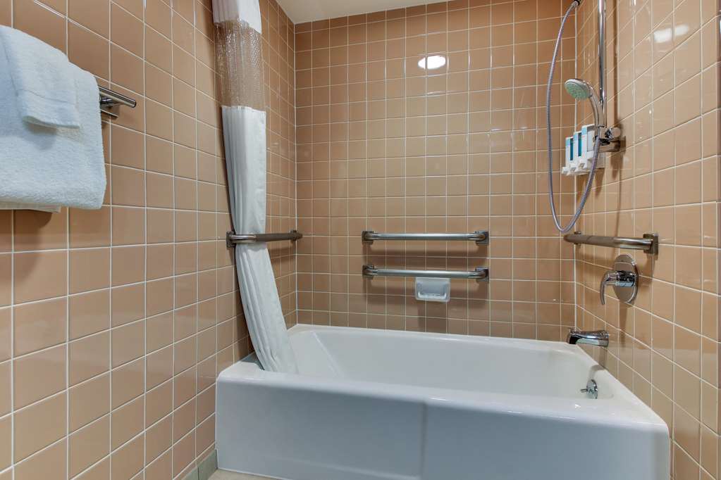 pear tree inn st louis arnold