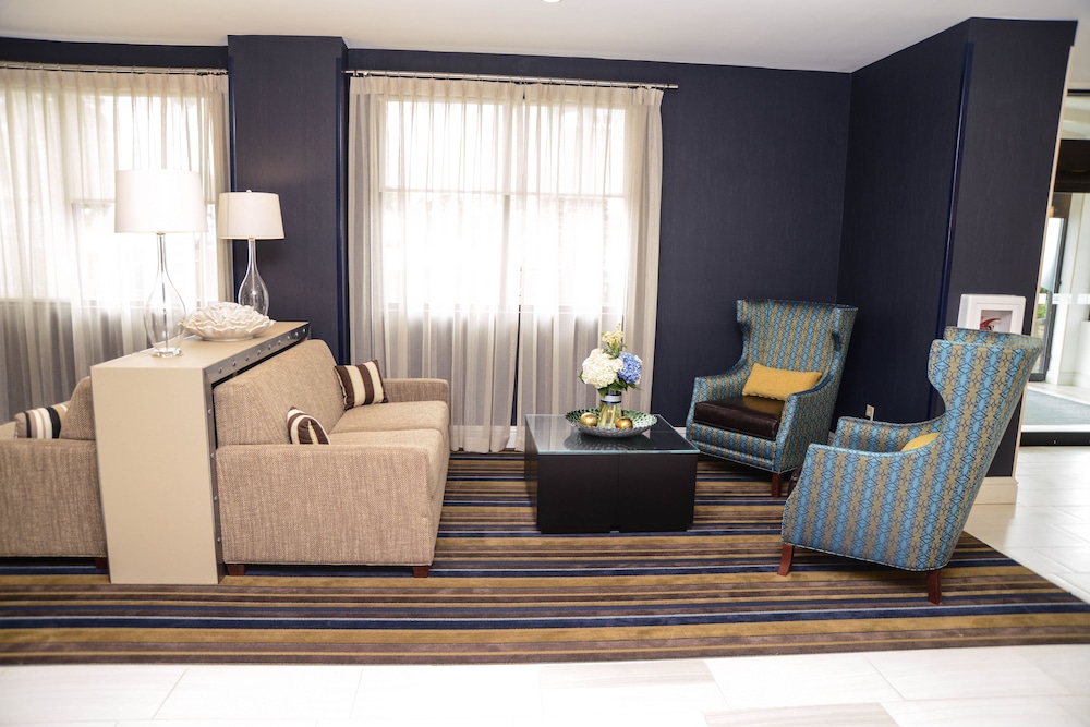 holiday inn express and suites baltimore west cato