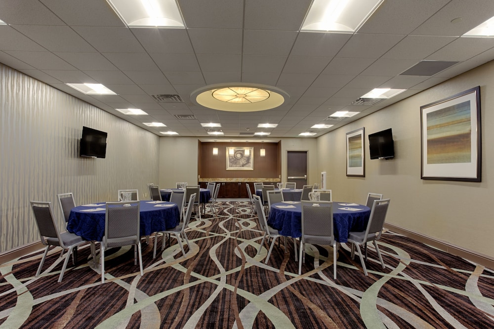 holiday inn express and suites baltimore west cato