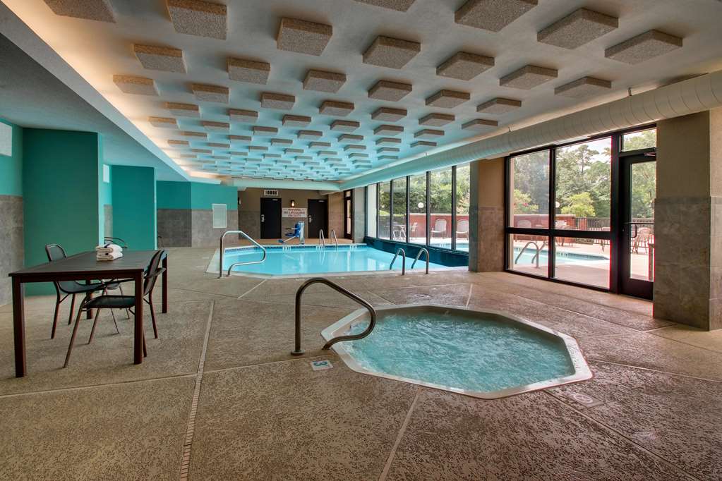 heritage inn and suites the woodlands trademark by wyndham
