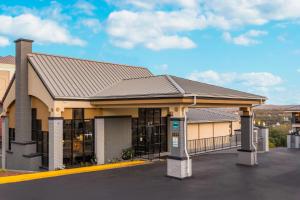 quality inn branson on the strip