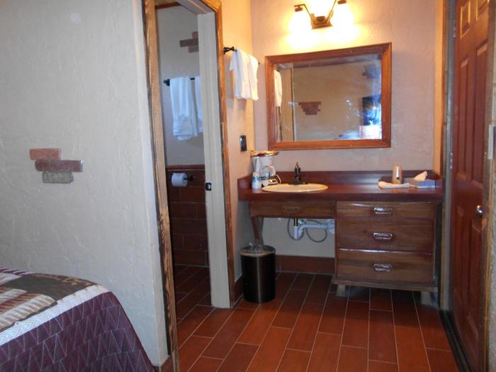 grand canyon inn and motel
