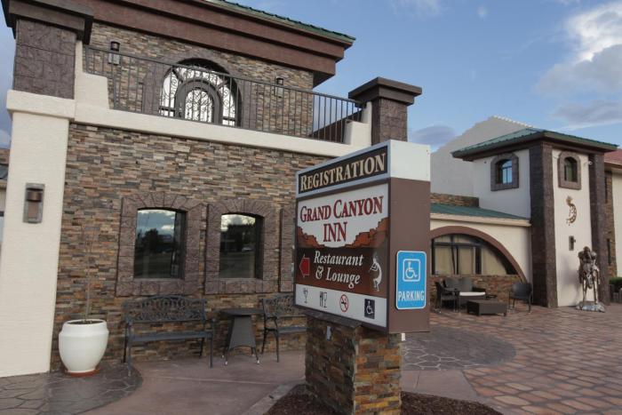grand canyon inn and motel