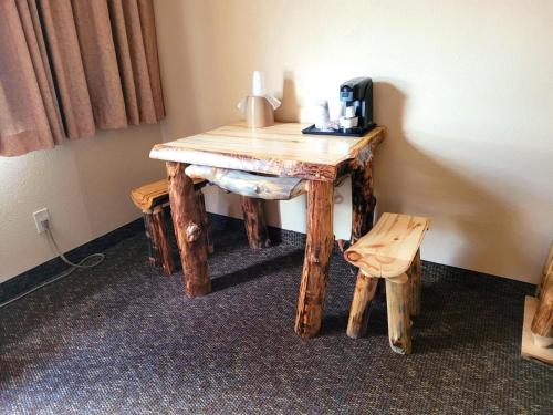 grand canyon inn and motel