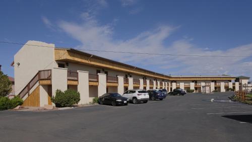 grand canyon inn and motel