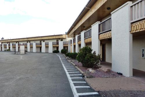 grand canyon inn and motel