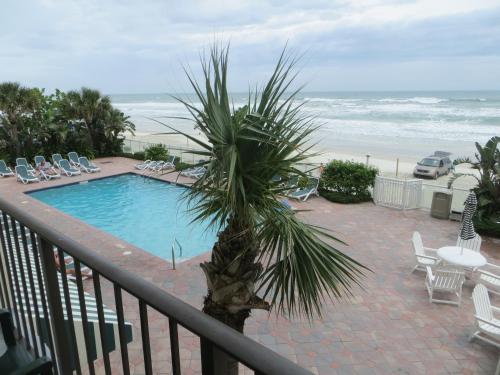 days inn by wyndham daytona oceanfront