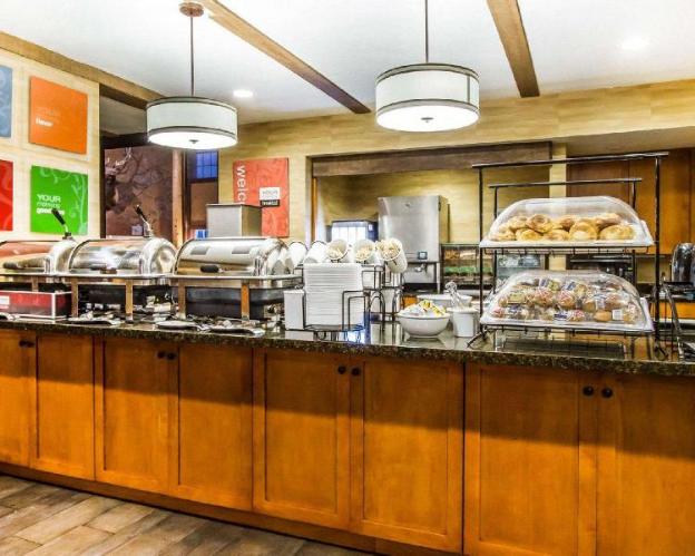 comfort inn i 17 and i 40