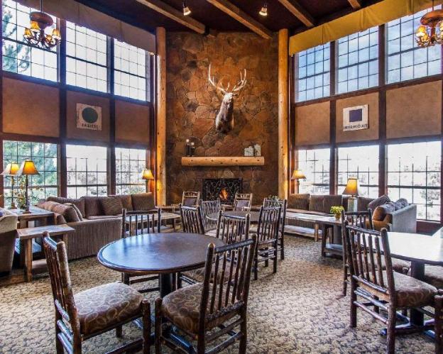 comfort inn i 17 and i 40