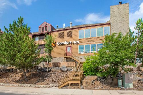 comfort inn i 17 and i 40