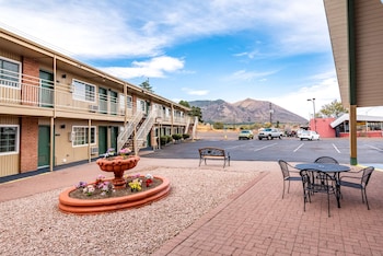 americas best value inn and suites flagstaff