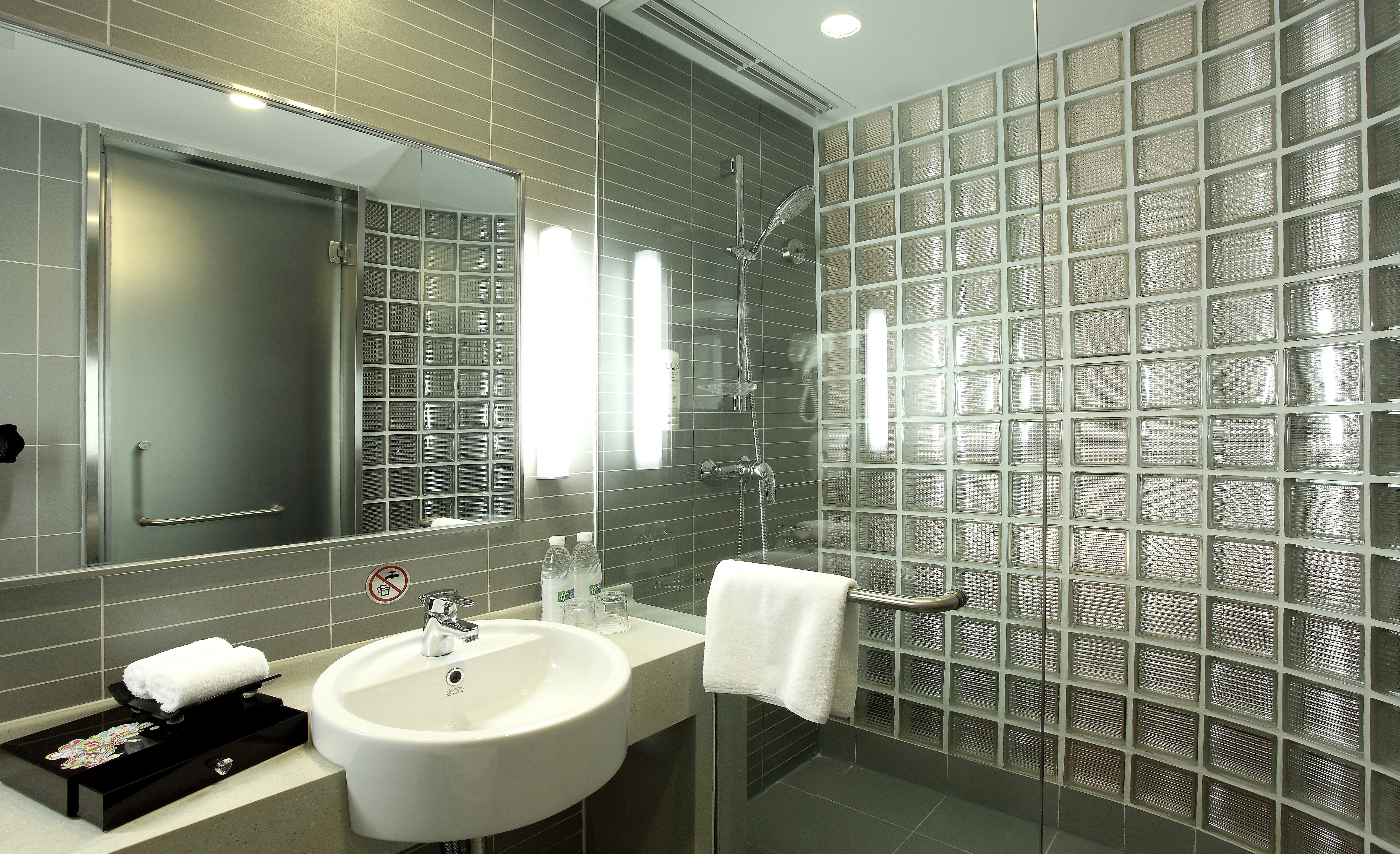 holiday inn express chengdu wuhou by ihg