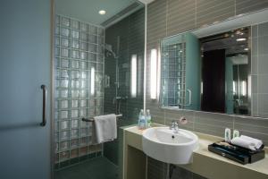 holiday inn express chengdu wuhou by ihg