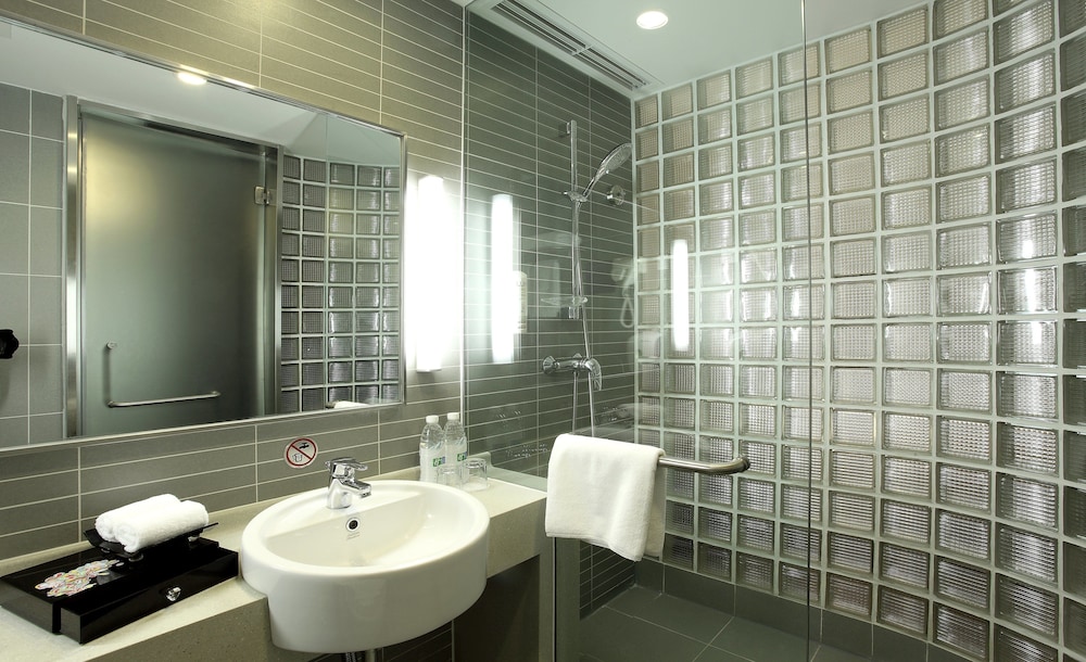 holiday inn express chengdu wuhou by ihg