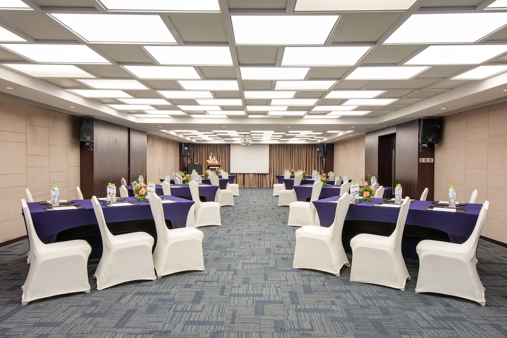 holiday inn express chengdu wuhou by ihg
