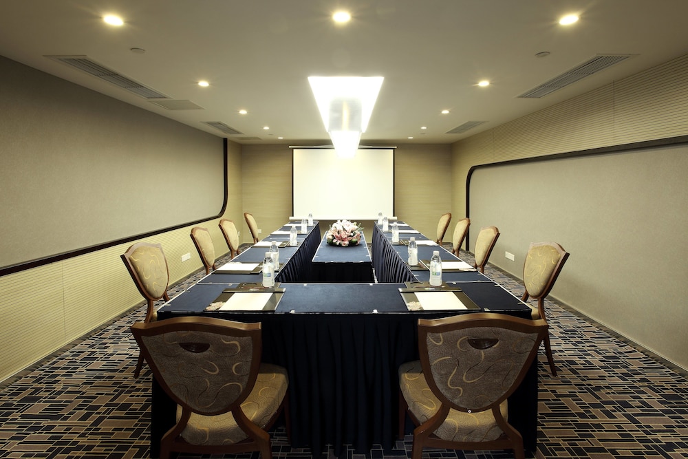 holiday inn express chengdu wuhou by ihg
