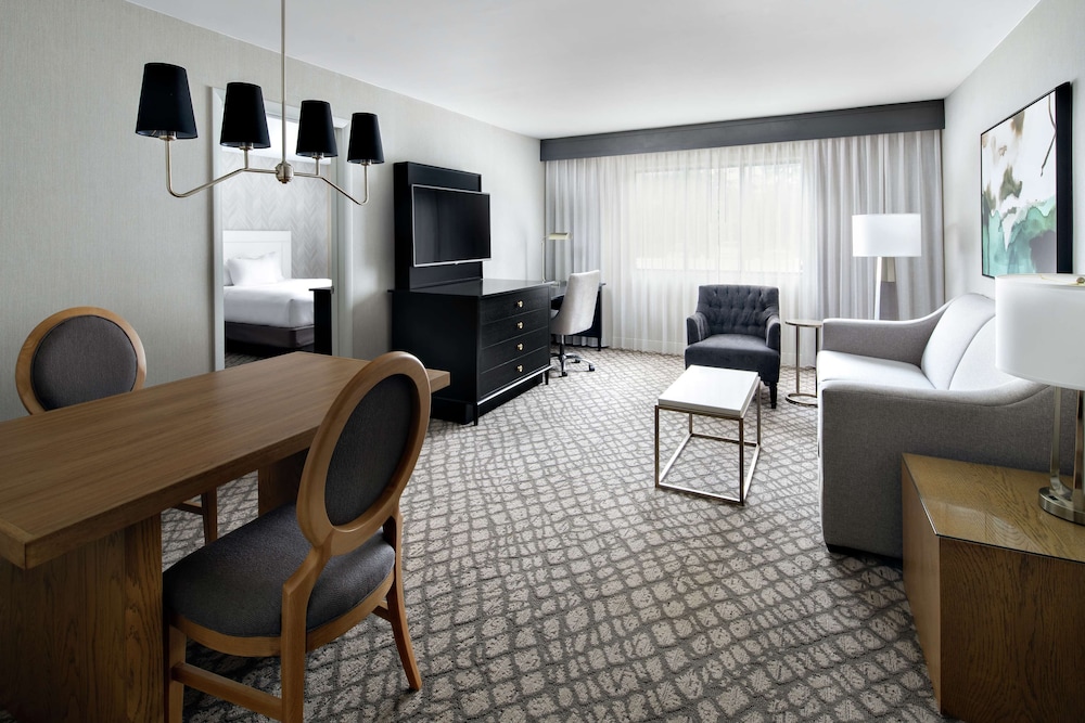 doubletree suites by hilton charlotte southpark