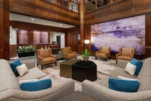 Doubletree Suites By Hilton Charlotte - Southpark,Shallotte>>Charlotte,4 star