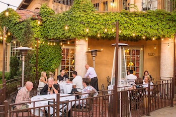 hotel los gatos