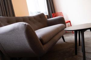 aris grand place hotel