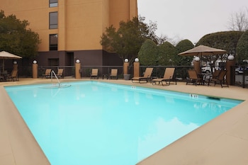 Hampton Inn Charlotte - University Place,Matthews>>Charlotte,3 star