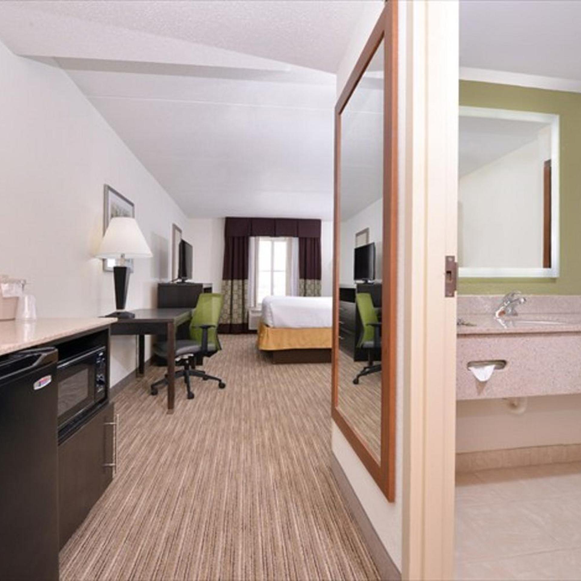 holiday inn express hotel and suites mooresville lake normann