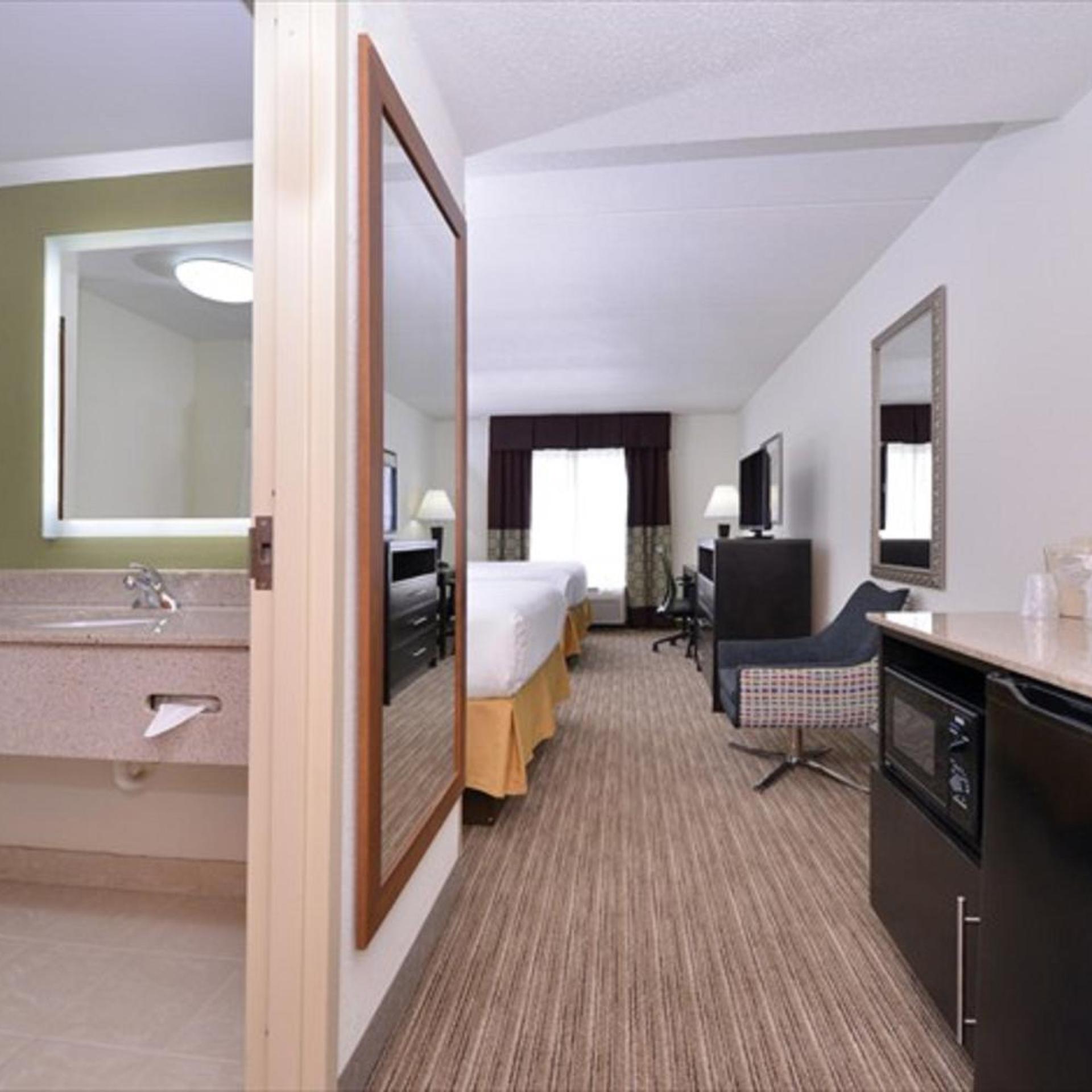 holiday inn express hotel and suites mooresville lake normann