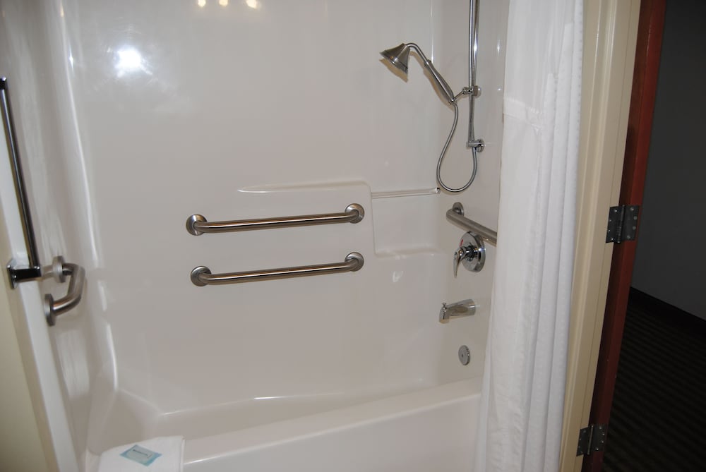 holiday inn express hotel and suites mooresville lake normann