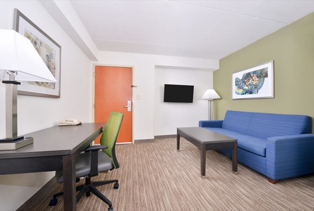 holiday inn express hotel and suites mooresville lake normann