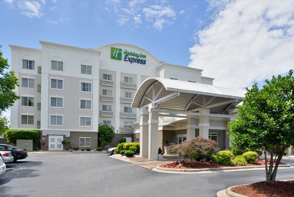 holiday inn express hotel and suites mooresville lake normann