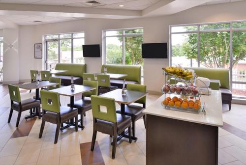 holiday inn express hotel and suites mooresville lake normann