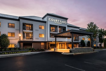 courtyard by marriott ballantyne