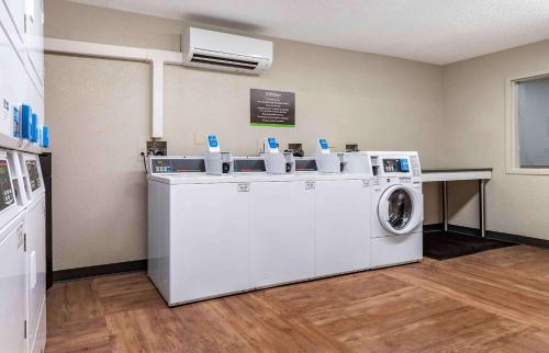 extended stay america premier suites charlotte pineville mat