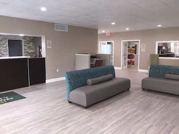 quality inn and suites university area