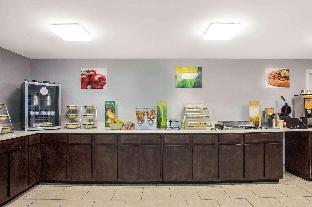 quality inn and suites university area
