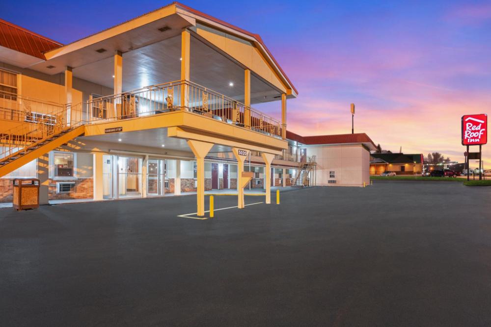 red roof inn