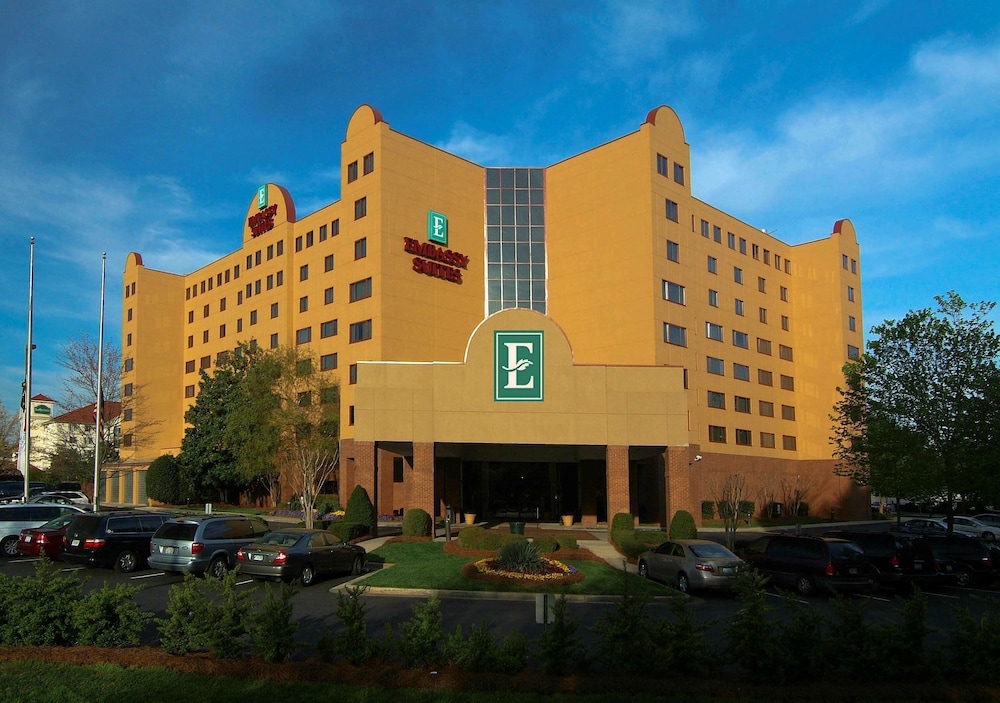 embassy suites hotel charlotte